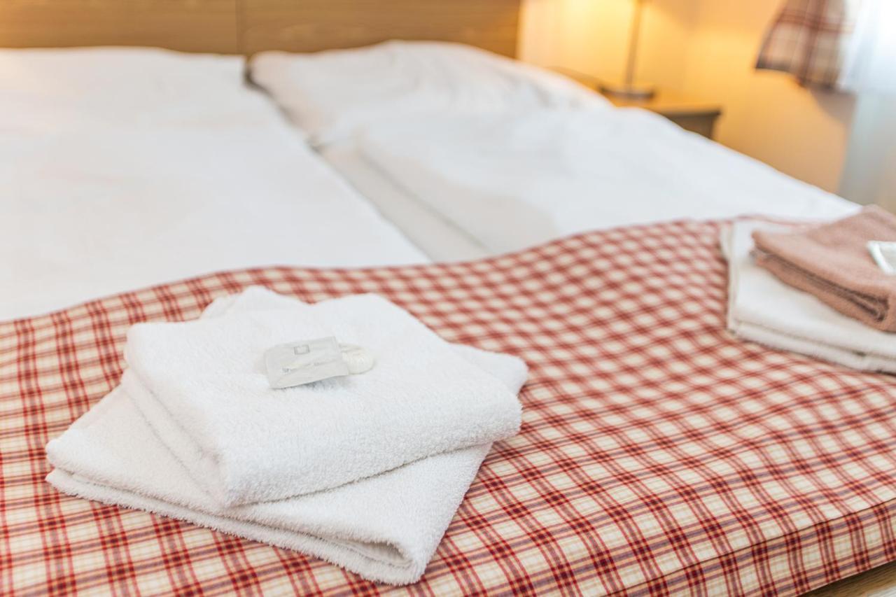 Hotel Seifert Nové Hamry Exteriör bild