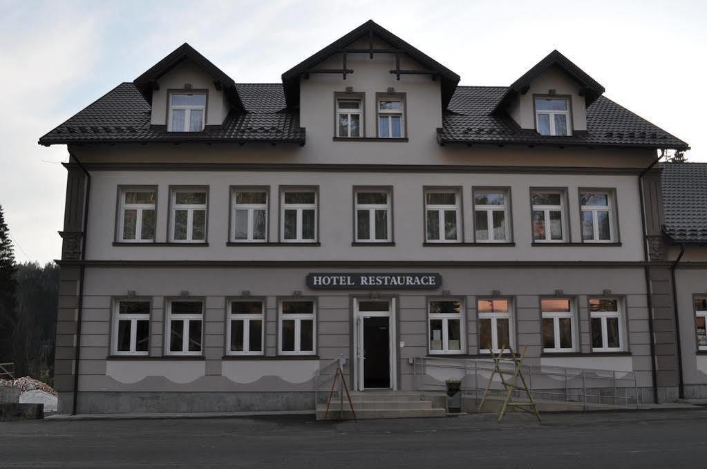 Hotel Seifert Nové Hamry Exteriör bild