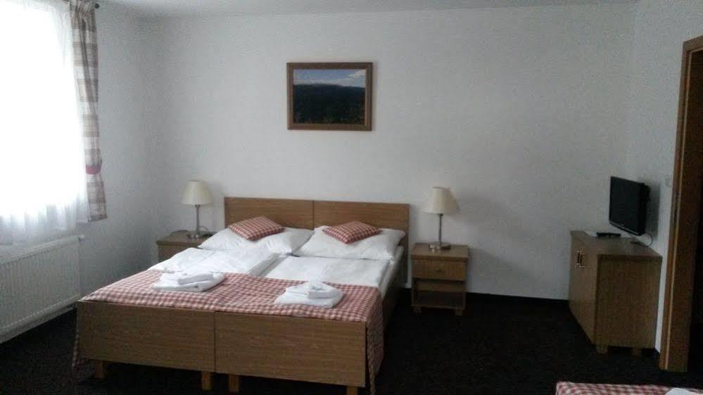 Hotel Seifert Nové Hamry Exteriör bild